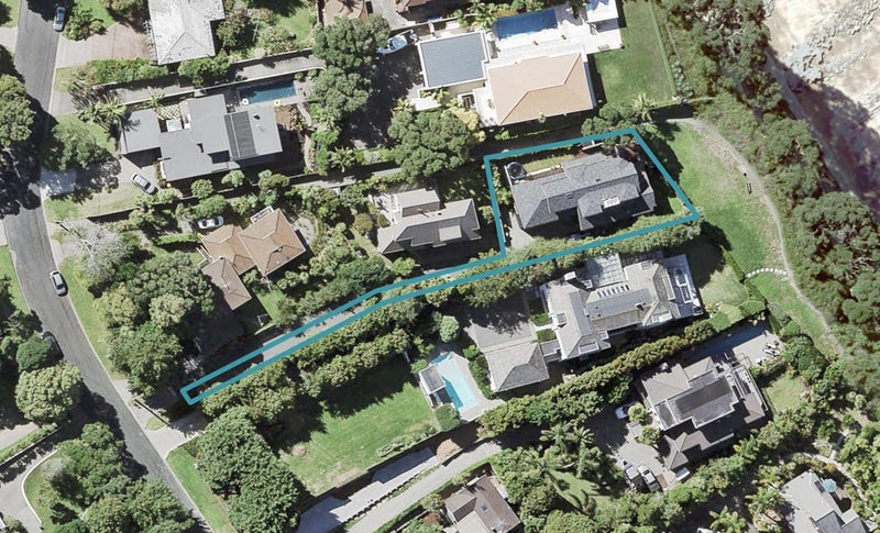 37B View Road, Campbells Bay, Auckland - Carousel 1