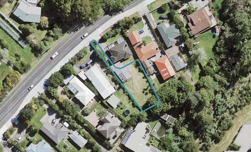 526A West Coast Road, Oratia, Auckland - Carousel 1
