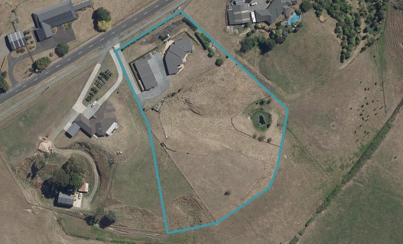 125 Wallace Road, Temple View, Hamilton - Carousel 1