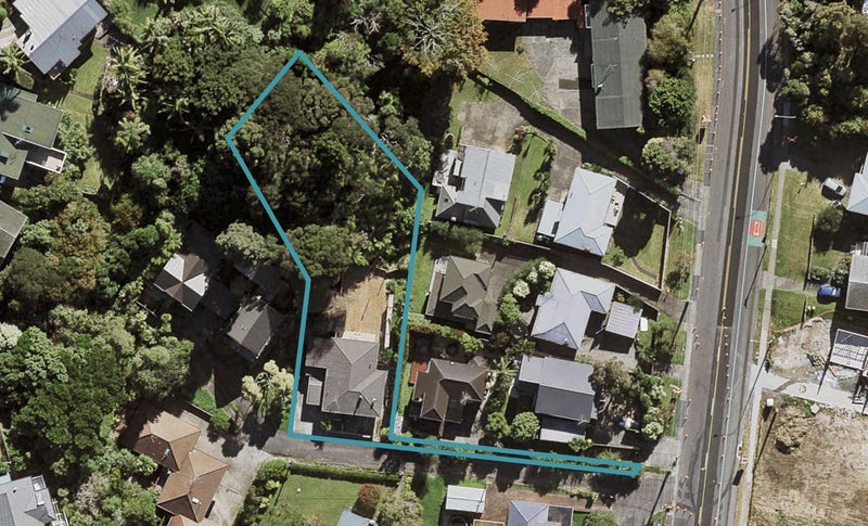 78 Lake Road, Northcote, Auckland - Carousel 1