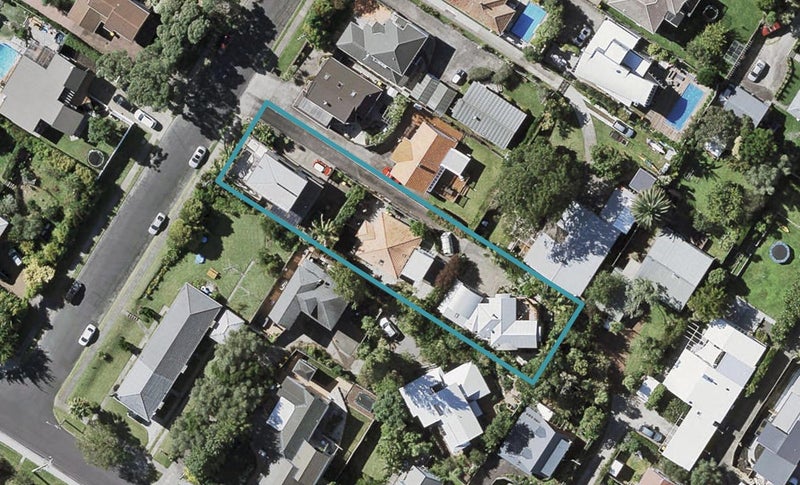 2/50 Onepoto Road, Hauraki, Auckland - Carousel 1