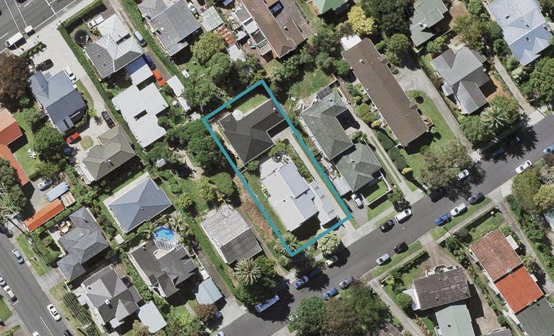 1/15 Napier Avenue, Takapuna, Auckland - Carousel 1