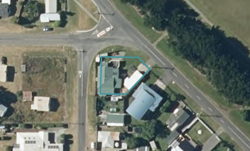 30 Holben Parade, Foxton Beach, Foxton - Carousel 1