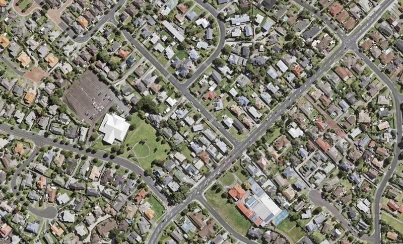 2 Geordie Street, Henderson, Auckland - Carousel 1