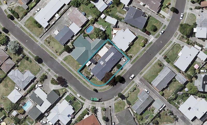 8 Laurent Place, Greenmeadows, Napier - Carousel 1