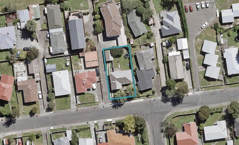 39 Clouston Park Road, Clouston Park, Upper Hutt - Carousel 1