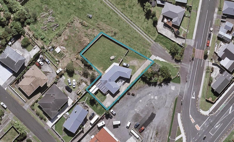 156 Pioneer Road, Spotswood, New Plymouth - Carousel 1