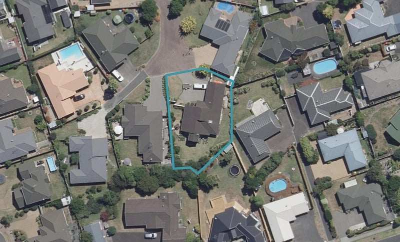 23 Fendalton Drive, Rototuna, Hamilton - Carousel 1