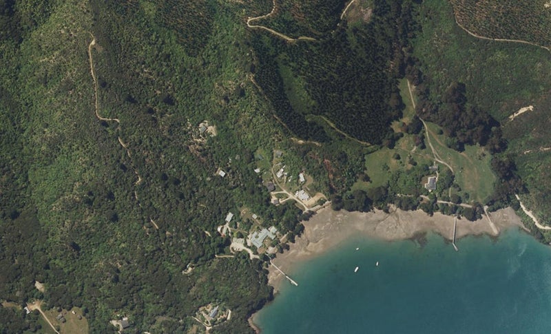 7108 Kenepuru Road, Picton - Carousel 1