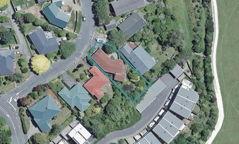 8 Khouri Avenue, Karori, Wellington - Carousel 1