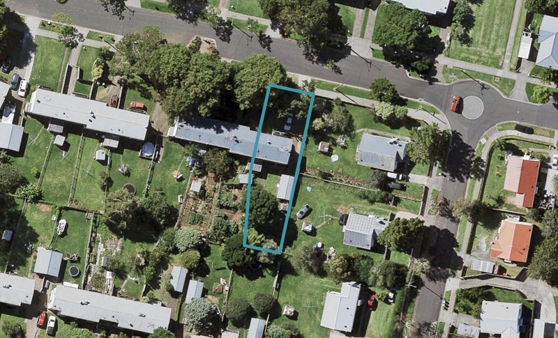 37 Maybury Street, Point England, Auckland - Carousel 1