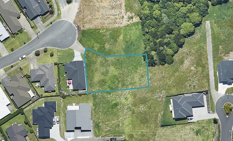 18 Tarn Close, Pyes Pa, Tauranga - Carousel 1