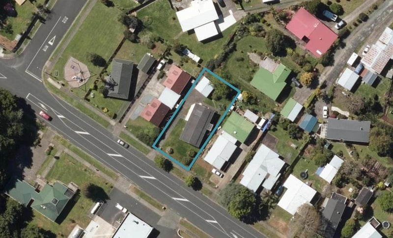 84 Paramount Parade, Tikipunga, Whangarei - Carousel 1