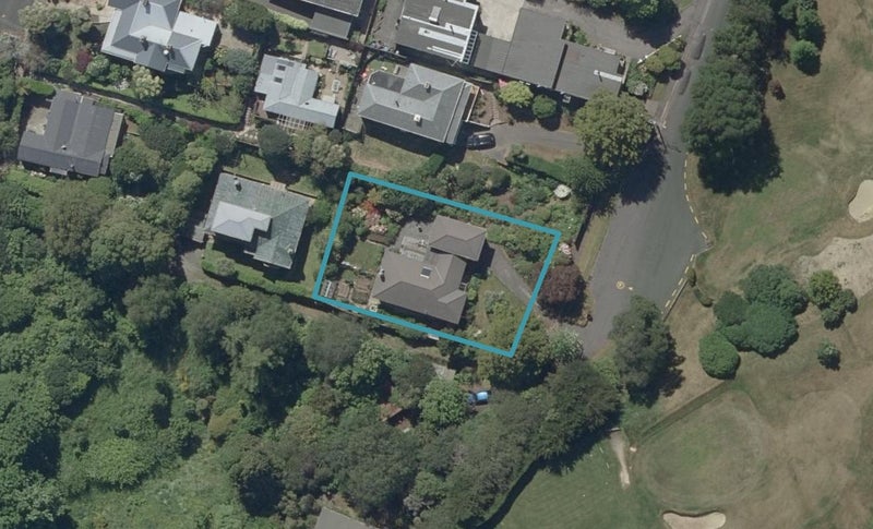 24 Lawson Street, Roslyn, Dunedin - Carousel 1