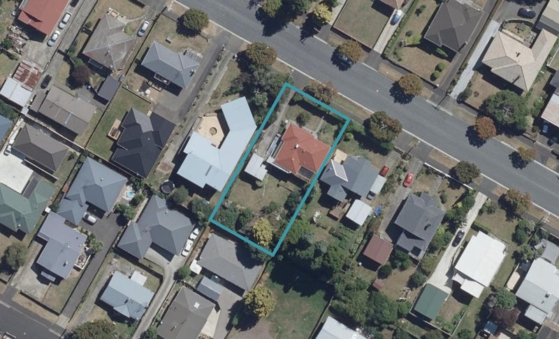 29 Matai Street, Maeroa, Hamilton - Carousel 1