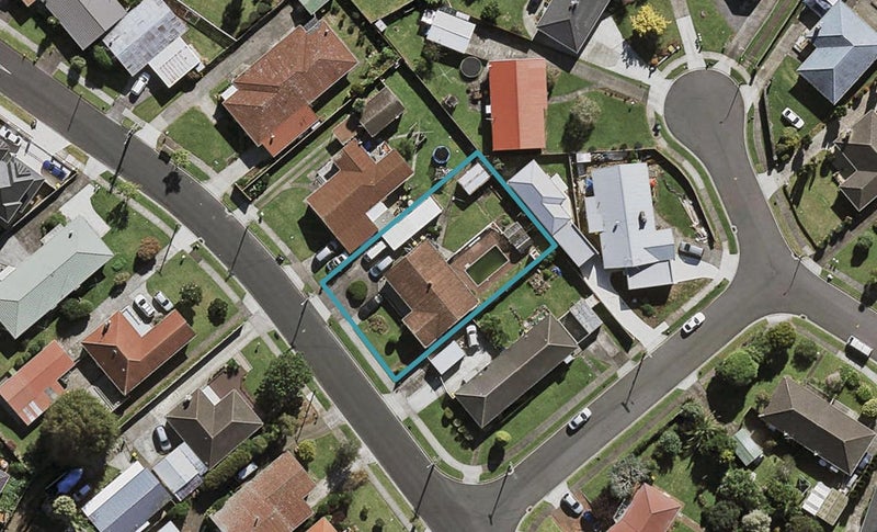 13 Edorvale Avenue, Manukau, Auckland - Carousel 1