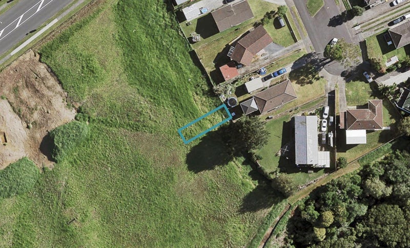 18 Matawhanga Drive, Wattle Downs, Auckland - Carousel 1