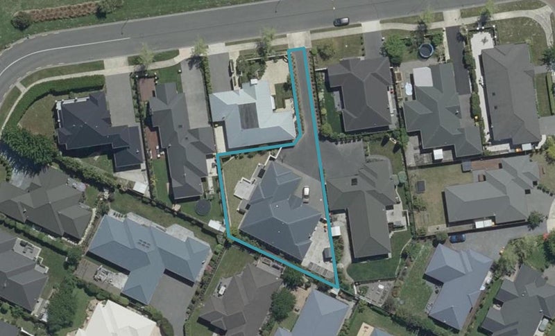 26 Crombie Green, Northwood, Christchurch - Carousel 1