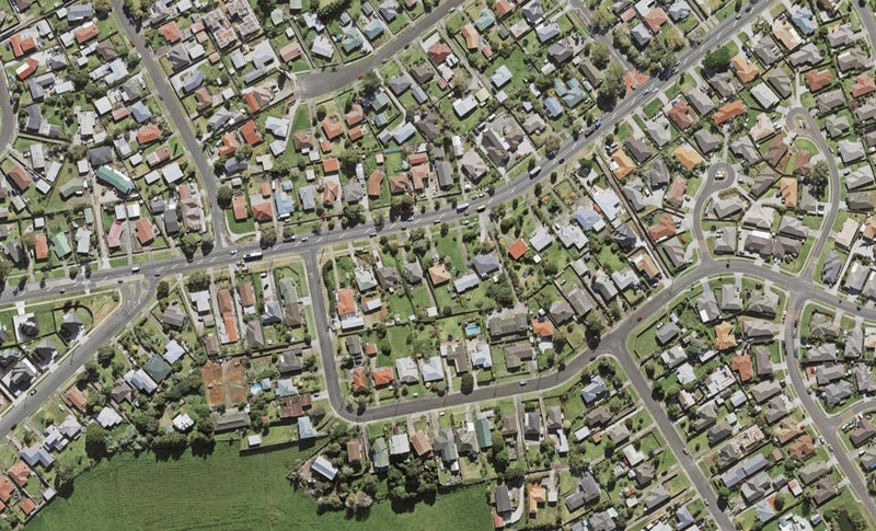 586 Massey Road, Mangere, Auckland - Carousel 1