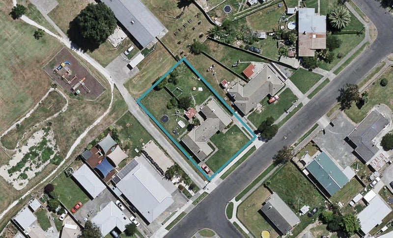 8/6 Hurst Avenue, Maraenui, Napier - Carousel 1
