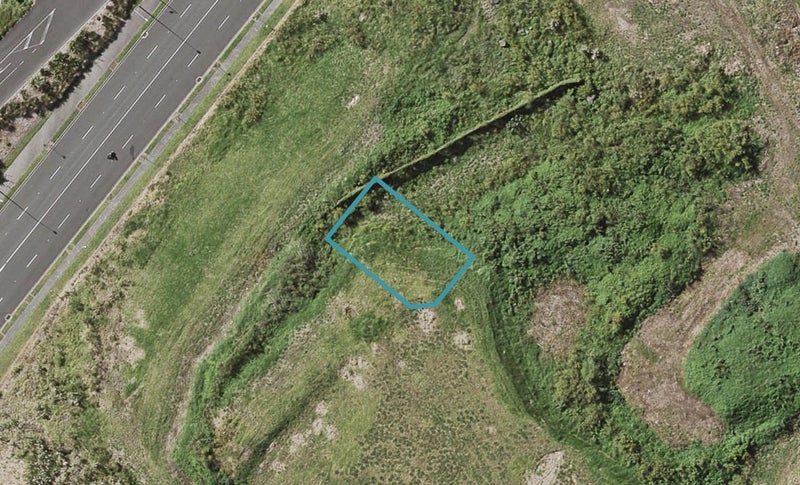 3 Marutuahu Road, JOHNS - Carousel 1