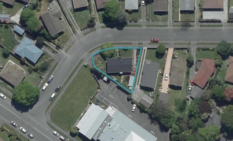 12 La Perouse Place, Northcote, Christchurch - Carousel 1