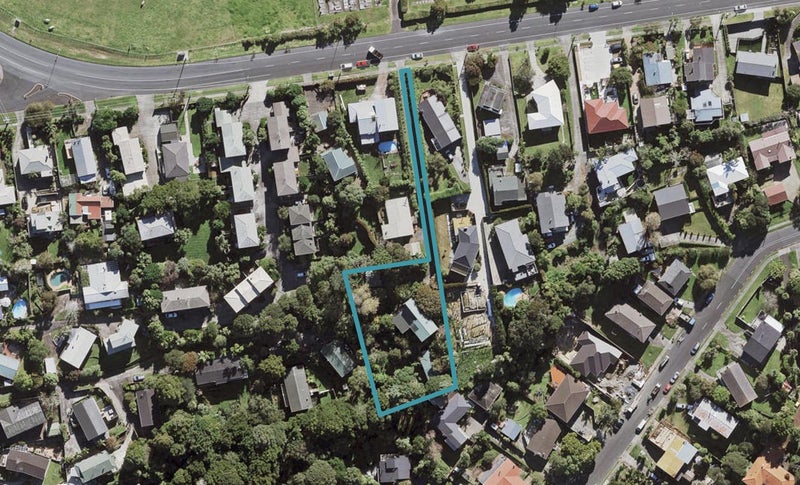 201 Eskdale Road, Birkenhead, Auckland - Carousel 1