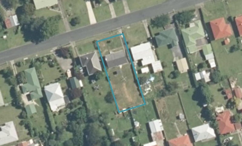 7 Wyatt Avenue, Te Aroha, Te Aroha - Carousel 1