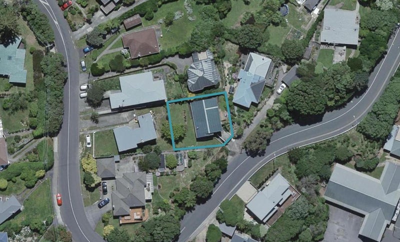 4A Hampton Hill Road, Tawa, Wellington - Carousel 1
