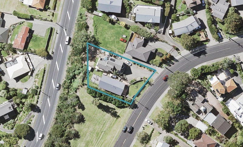 1/89 Knights Road, Rothesay Bay, Auckland - Carousel 1