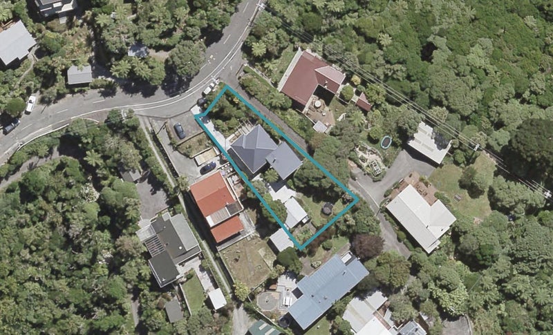 26 Singers Road, Korokoro, Lower Hutt - Carousel 1