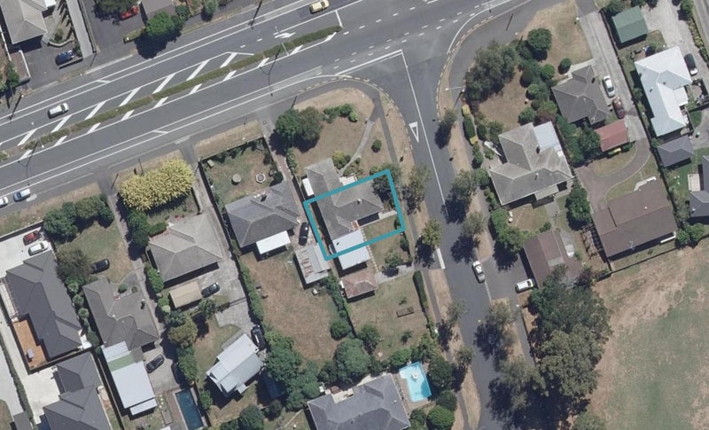 2B Mullane Street, Hillcrest, Hamilton - Carousel 1