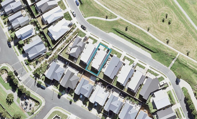 15 Barcliff Terrace, Gulf Harbour, Whangaparaoa - Carousel 1