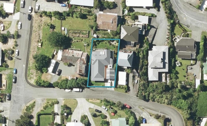 6 Russell Street, Picton - Carousel 1
