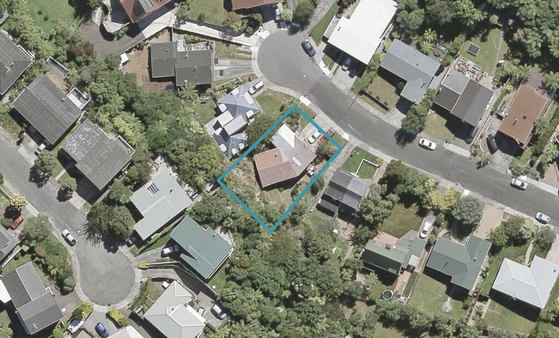 8 Rondane Place, Tirohanga, Lower Hutt - Carousel 1