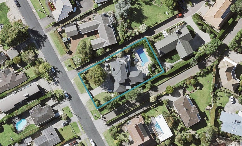 201 Bleakhouse Road, Mellons Bay, Auckland - Carousel 1