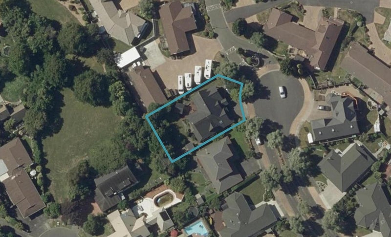 9 Olive Grove, Highbury, Palmerston North - Carousel 1
