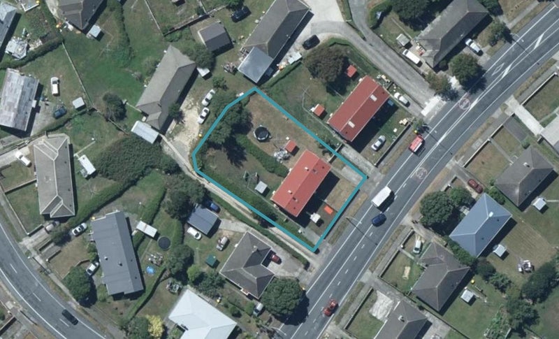 61 Warspite Avenue, Cannons Creek, Porirua - Carousel 1