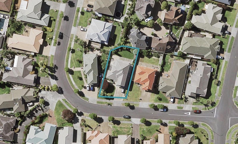 7 Claremont Way, East Tamaki Heights, Auckland - Carousel 1