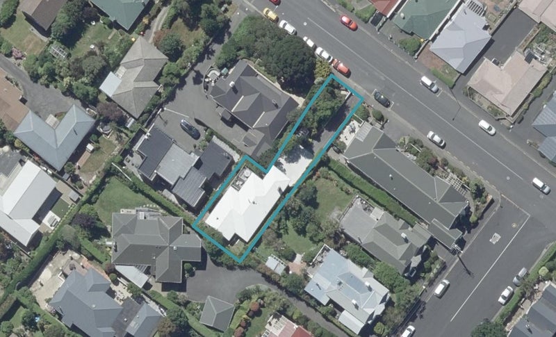 48 Balmacewen Road, Maori Hill, Dunedin - Carousel 1