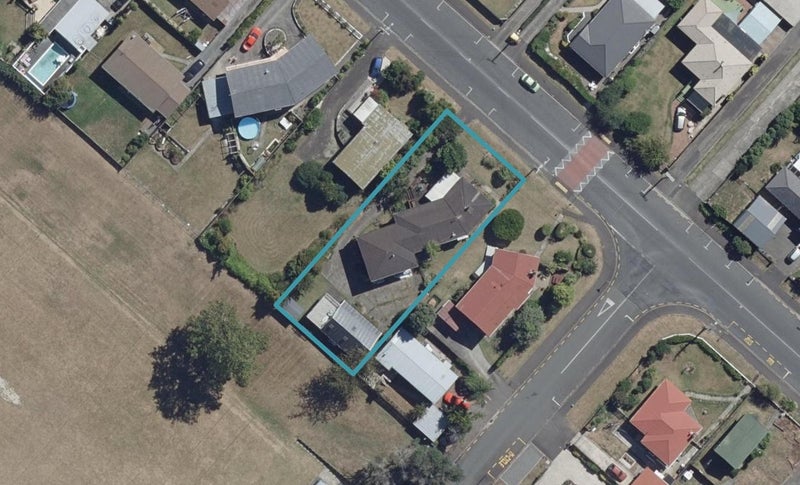 31 Waimarie Street, Nawton, Hamilton - Carousel 1