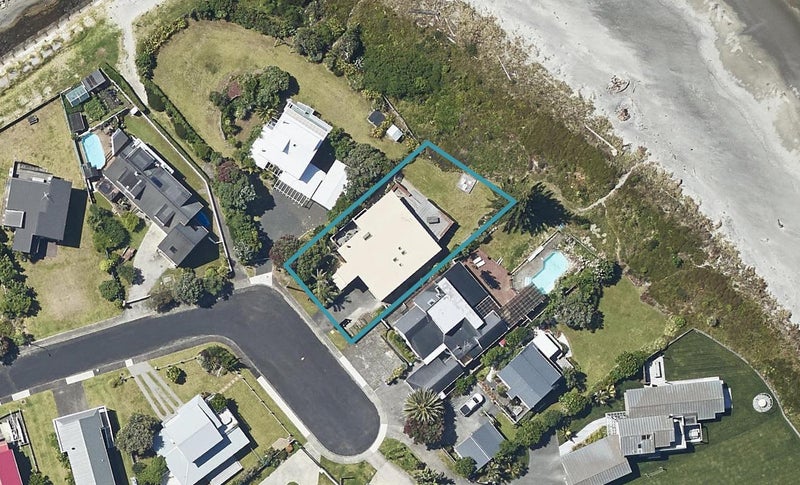 11 Glen Isla Place, Waihi Beach, Waihi Beach - Carousel 1