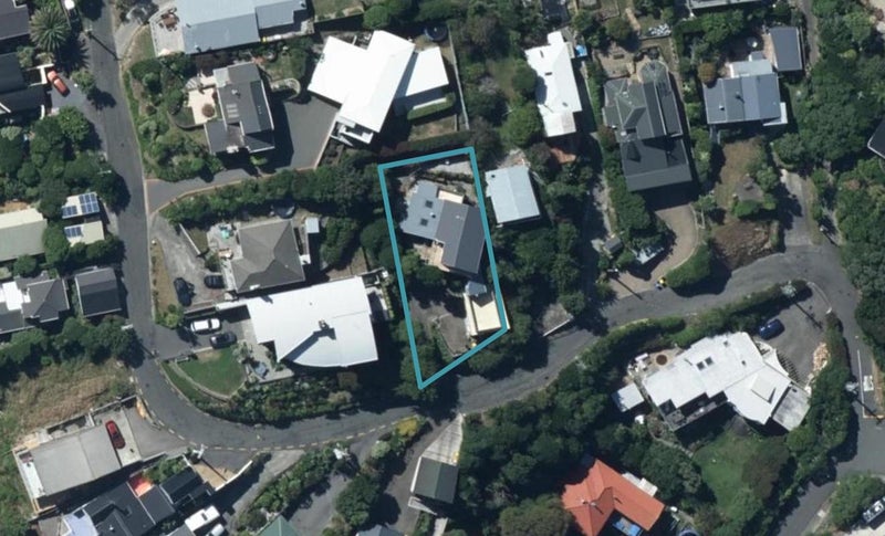 12 Ogilvy Terrace, Plimmerton, Porirua - Carousel 1