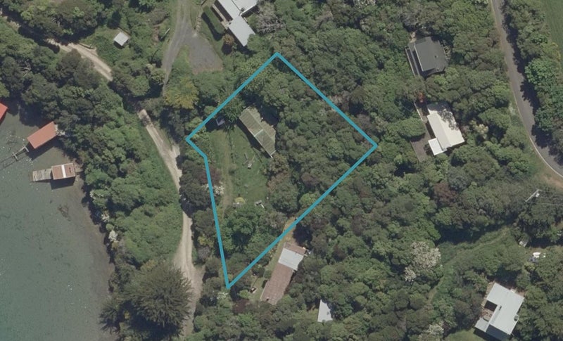74 Bay Road, Purakaunui, Port Chalmers - Carousel 1