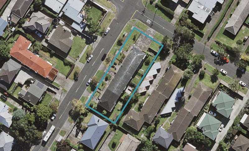 73D Tawa Road, One Tree Hill, Auckland - Carousel 1