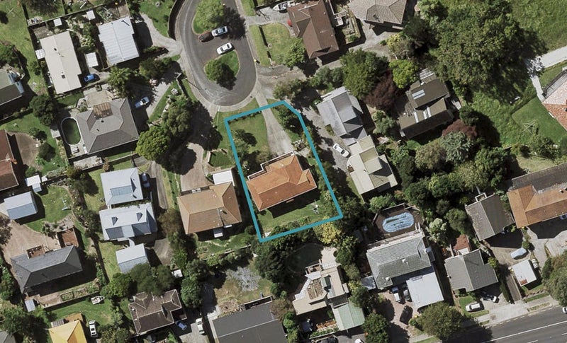 13 Rochas Place, Clover Park, Auckland - Carousel 1