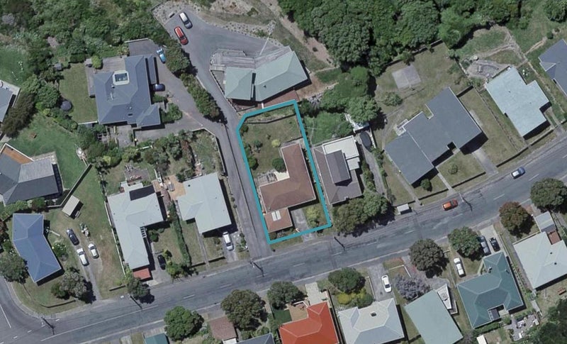 36 Ahuriri Street, Strathmore Park, Wellington - Carousel 1