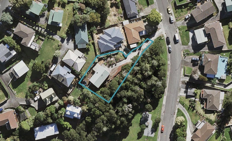 20 Sapphire Place, Bayview, Auckland - Carousel 1