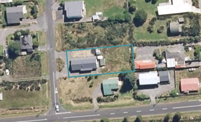 4 Mackenzie Street, WAIMARINO, OWHANGO - Carousel 1