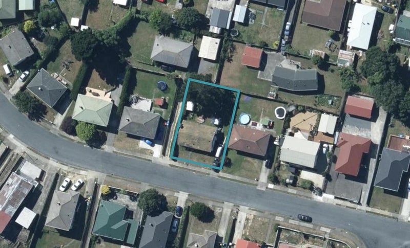 40 Beauzami Crescent, Ascot Park, Porirua - Carousel 1